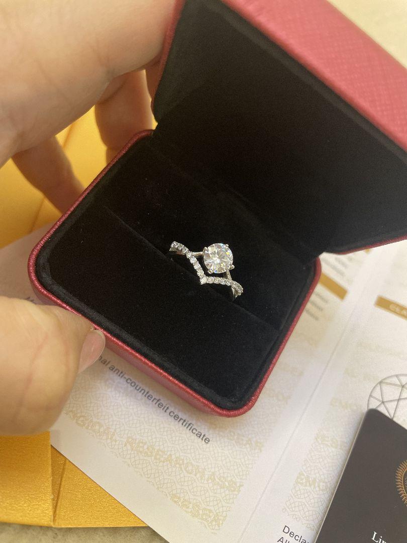 超美品 Pt950絶品 ダイヤモンド指輪 1ct 結婚ダイヤの指輪