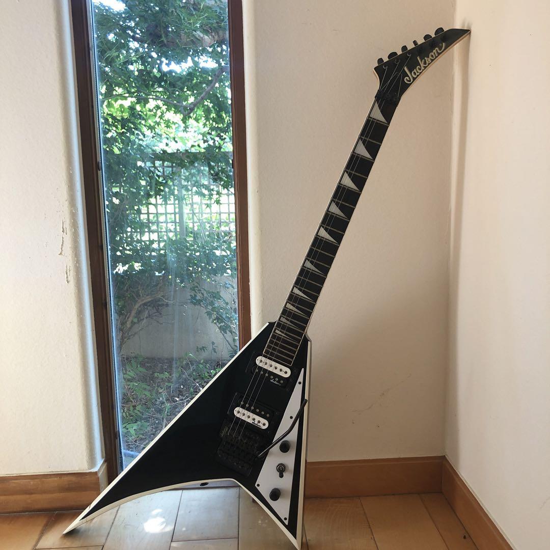 Jackson Rhoads JS32 ランディV ジャクソン