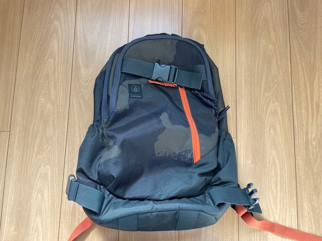 ボルコム　　バッグ　リュック　カバン　バックパック　　volcom