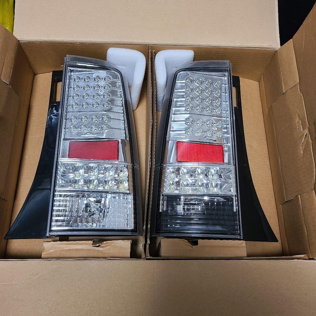 bB NCP30 ソナー製　LEDテールランプ　スモークタイプ 工場 直営 店車・バイク・自転車 - bB NCP30系 SONAR ソナー LED