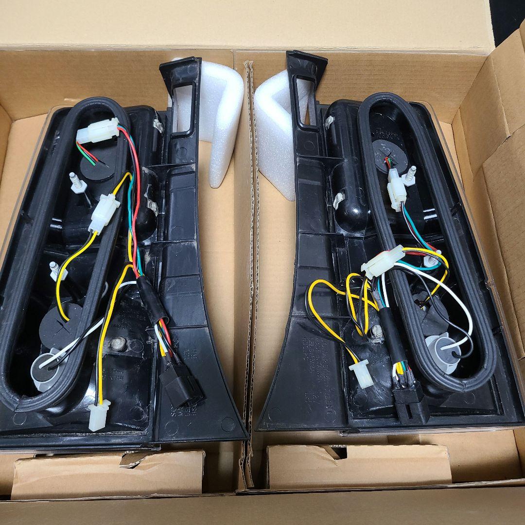 bB NCP30 ソナー製　LEDテールランプ　スモークタイプ 工場 直営 店車・バイク・自転車 - bB NCP30系 SONAR ソナー LED