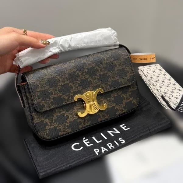 CÉLINE ショルダーバッグ ダークブラウン