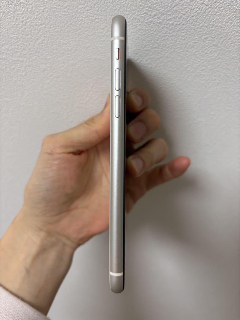 Apple iPhone 11 128GB ホワイト 本体