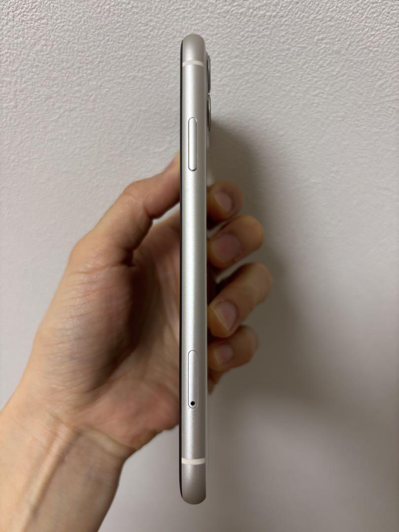 Apple iPhone 11 128GB ホワイト 本体