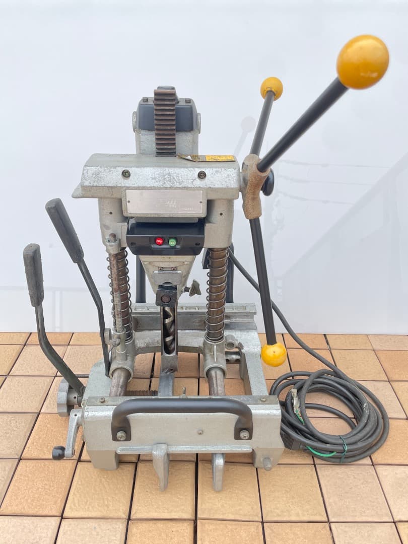 動作品 makita マキタ 手動カクノミ 7304｜木工 DIYに最適傷や汚れあり