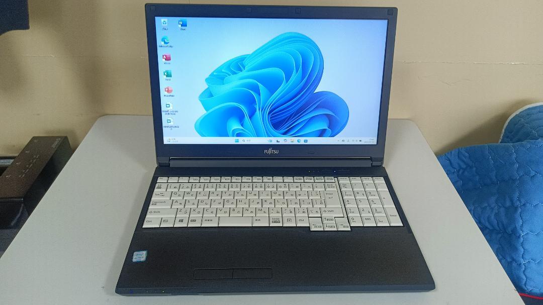か*や様 ⭐️ノートパソコンFUJITSU第四世代Core i3 SSD128G 富士通 FUJITSU ノートパソコン 第4世代Corei3/Microsoft Office