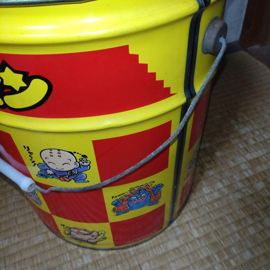 ビックリマン ペール缶 バケツ ブリキ缶 クッション付き - メルカリ
