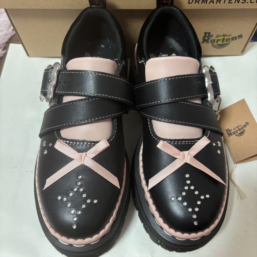 即購入可能】Dr.Martens KEMSLEY ストラップ シューズ - メルカリ