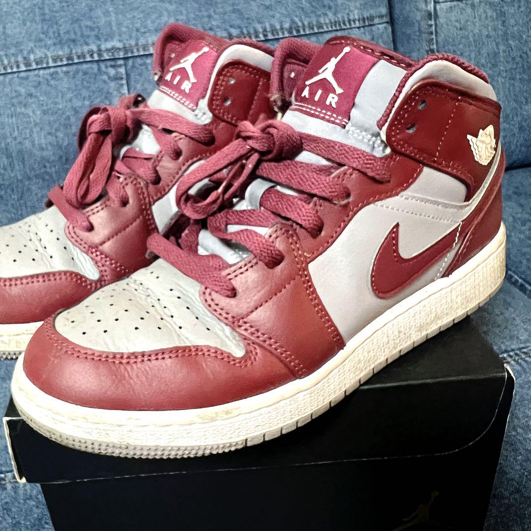 Nike Air Jordan 1 Mid ナイキ エアジョーダン