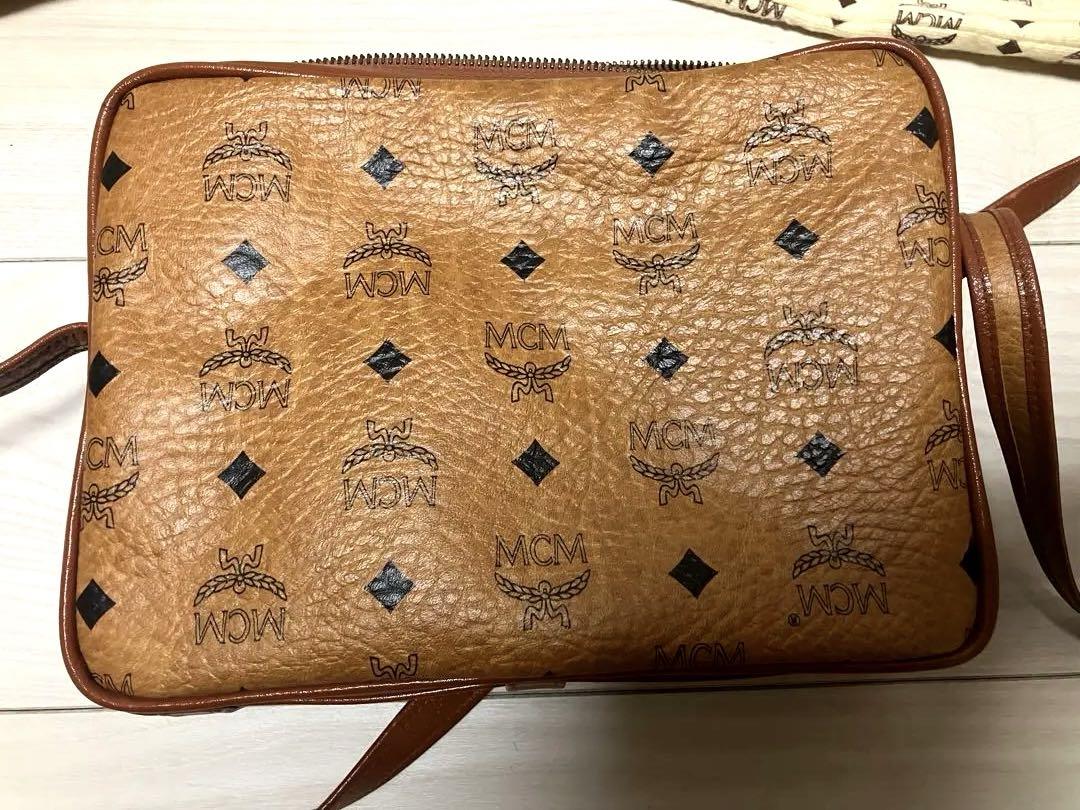 国内外の人気が集結 MCM ブラウンレザー ショルダーバッグ バッグ