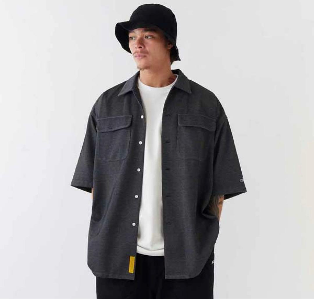 F.A.T. ブラック 半袖シャツGIGASPACE FAT