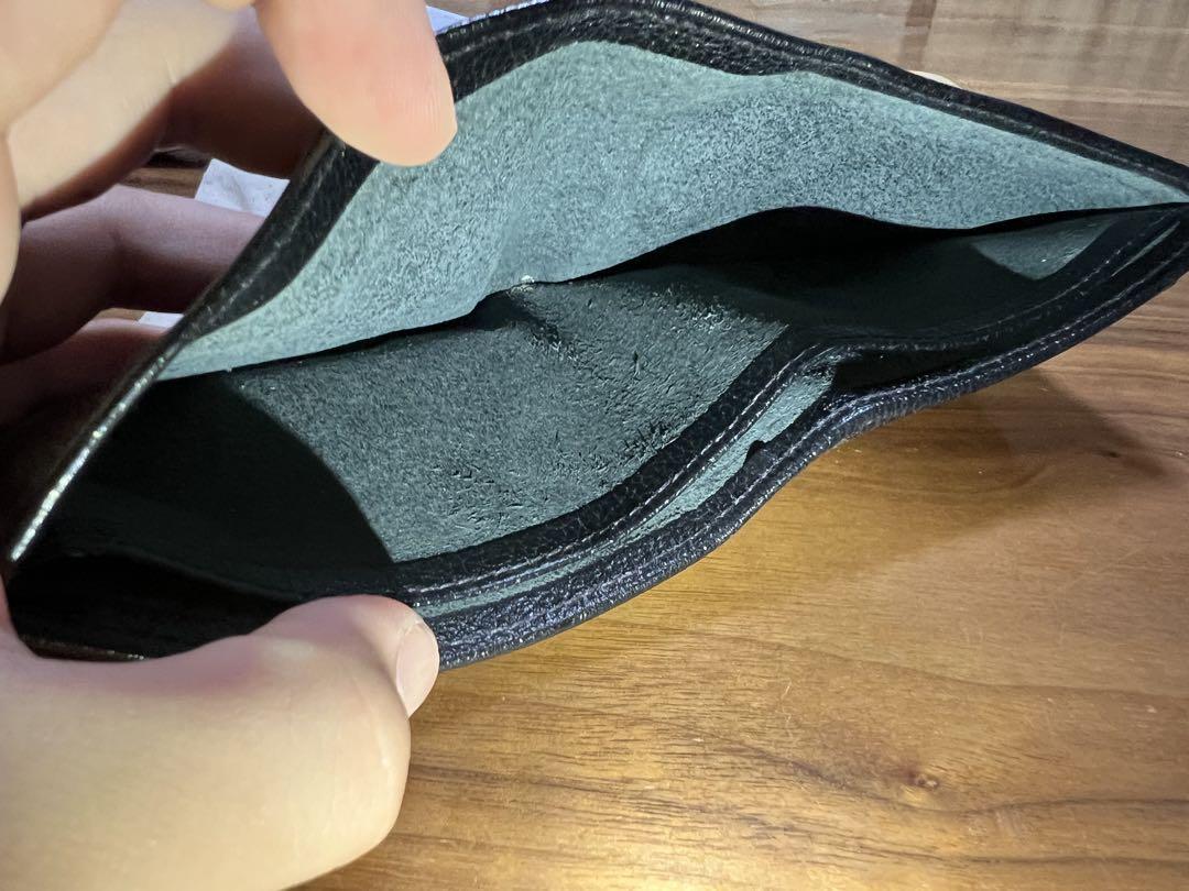 レザー製 二つ折り財布 黒イルビゾンテ