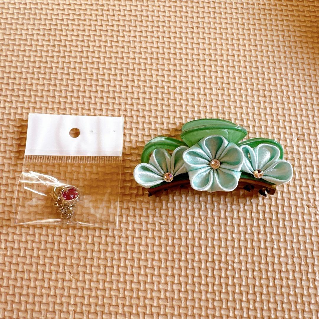 フローラルプリントヘアクリップ、アセテートクロウクリップ　ヘアクリップ　グリーン