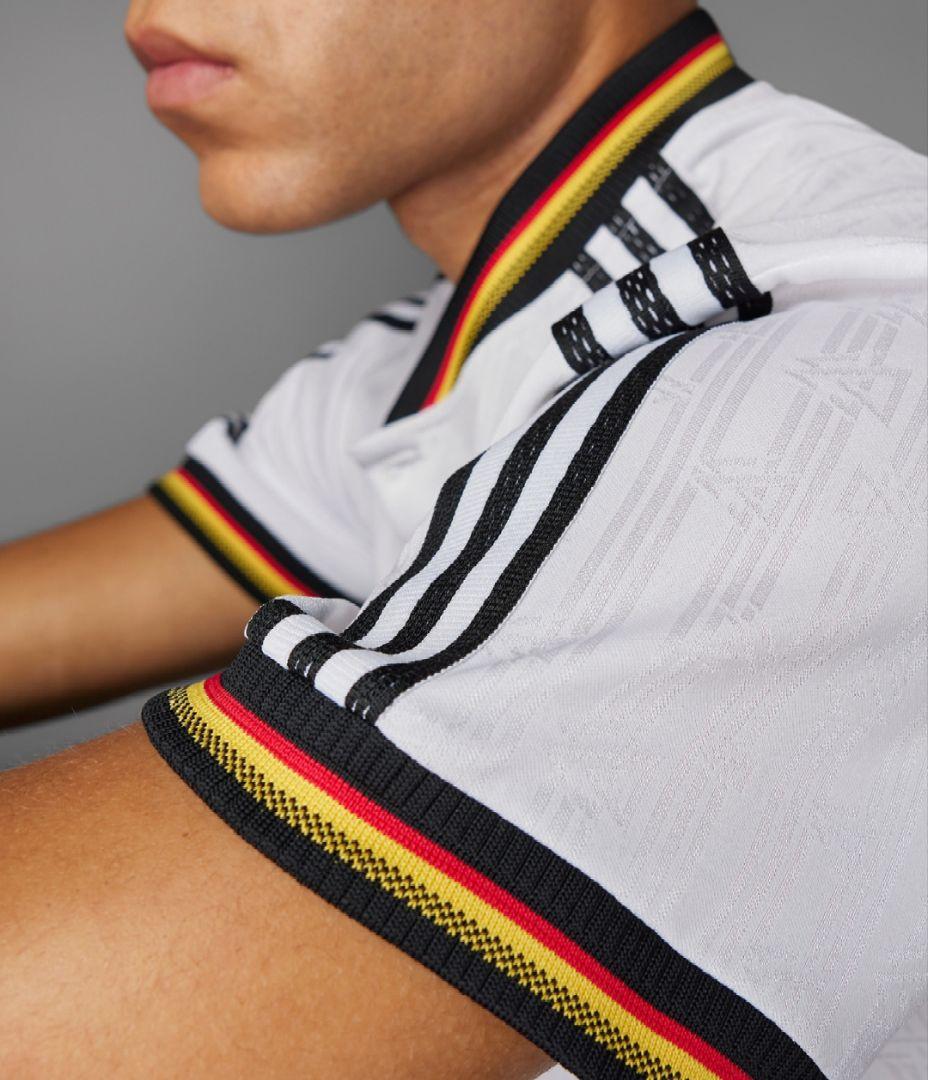 希少‼️adidas /アディダスドイツ代表 1996 復刻ユニフォーム 極美品
