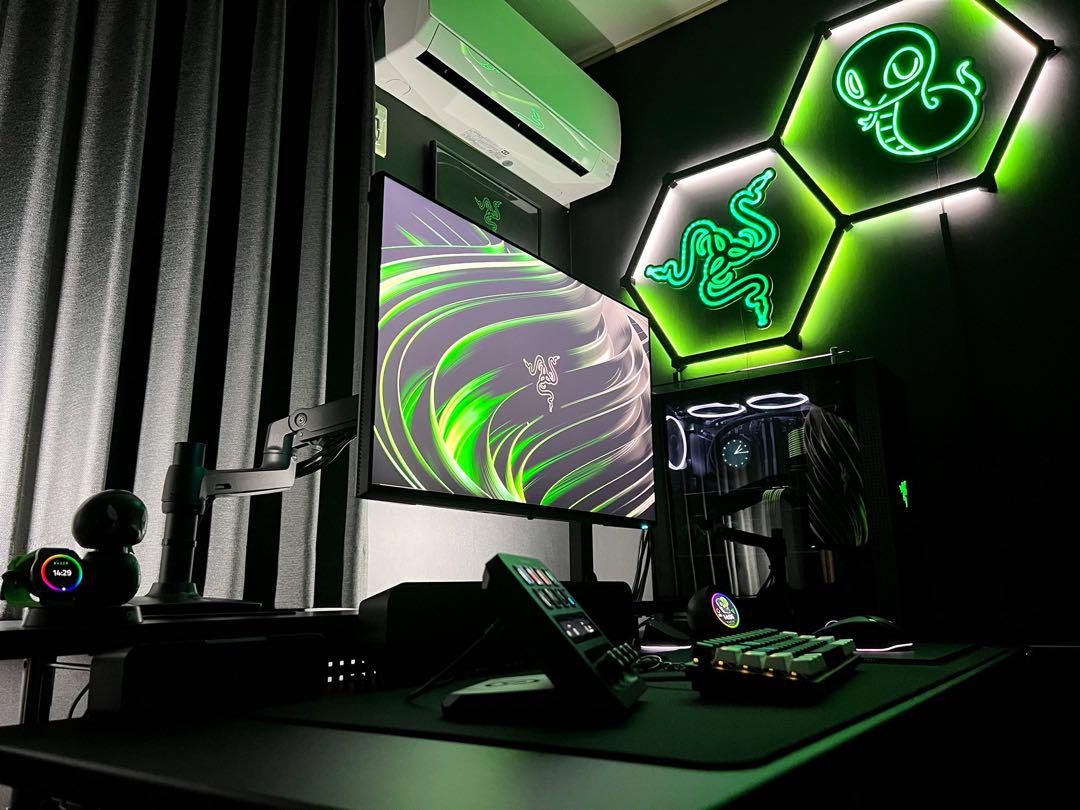 Razer ロゴ　LEDライト Razer ロゴLEDライト 7色変化｜Yahoo!フリマ（旧PayPayフリマ）