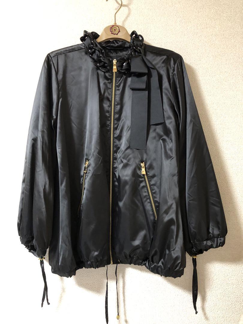 モスキーノ　ブルゾン