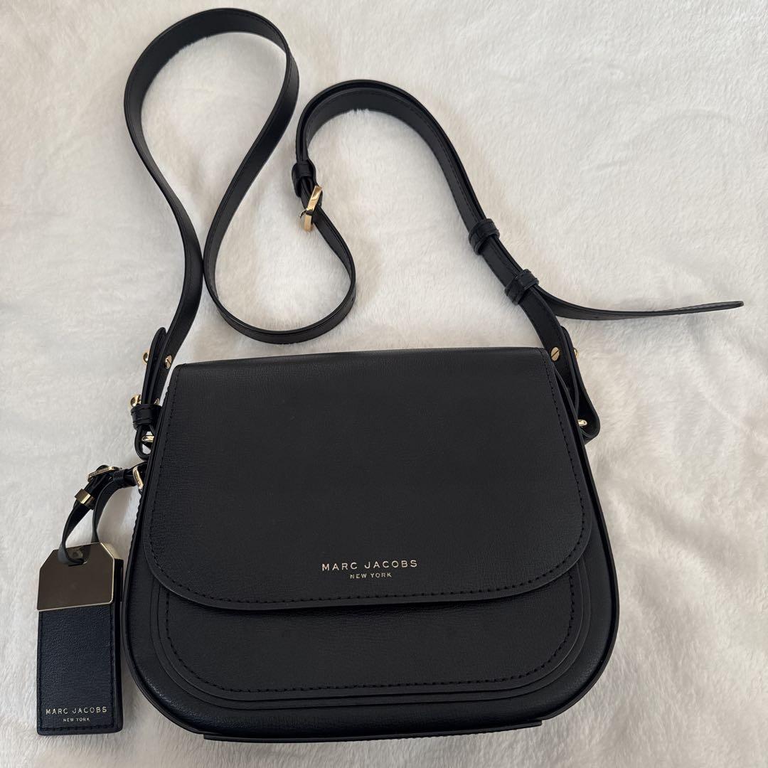 MARC JACOBS ブラック ショルダーバッグ