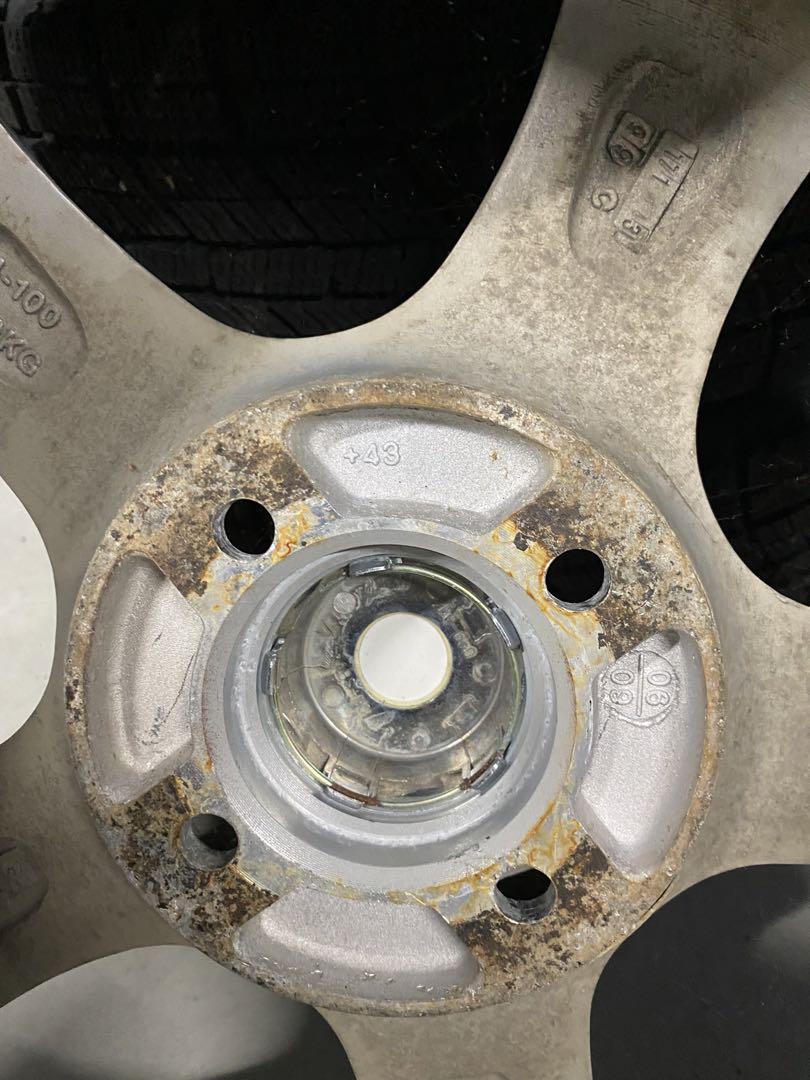 ナンカン　AW-1 スタッドレス　ホイール付き　185/60r15 スイフト等