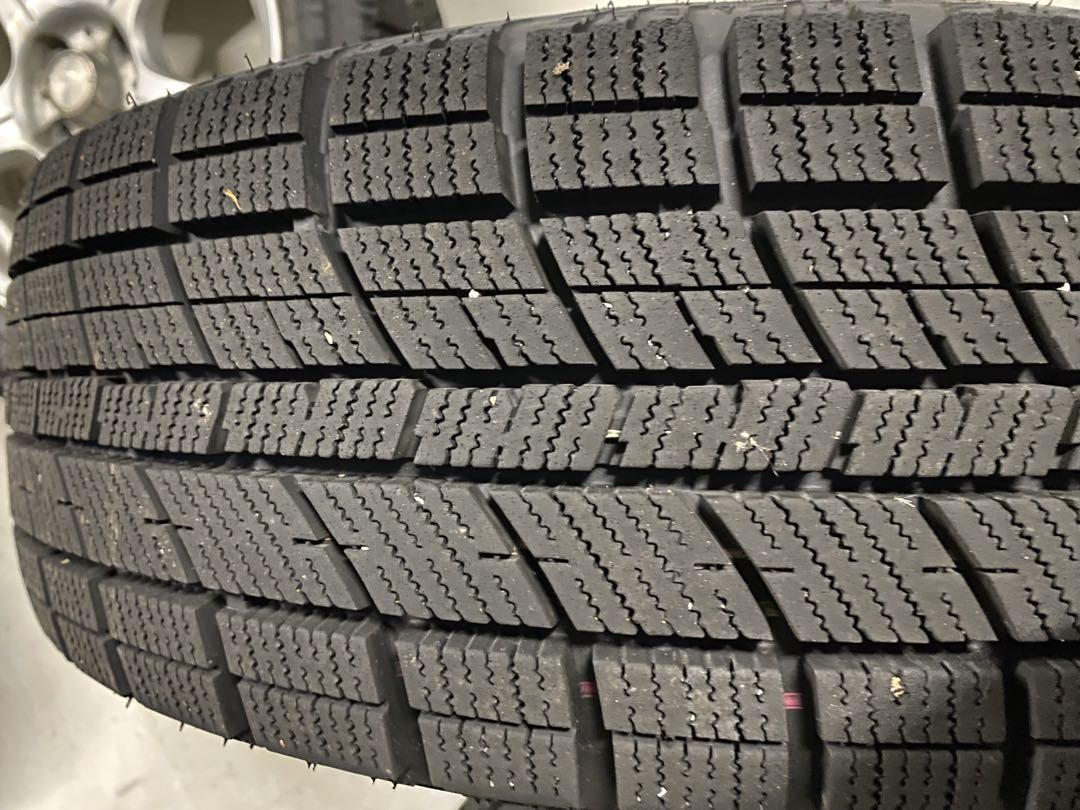 ナンカン　AW-1 スタッドレス　ホイール付き　185/60r15 スイフト等