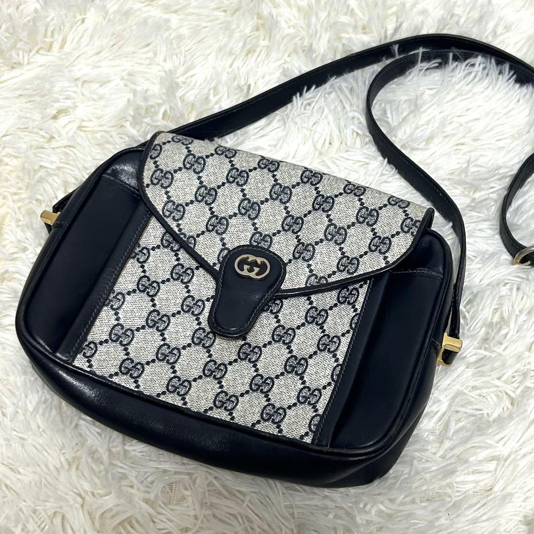 オールドグッチ　OLD GUCCI ショルダーバッグ　シマ　ロゴ金具　ネイビー
