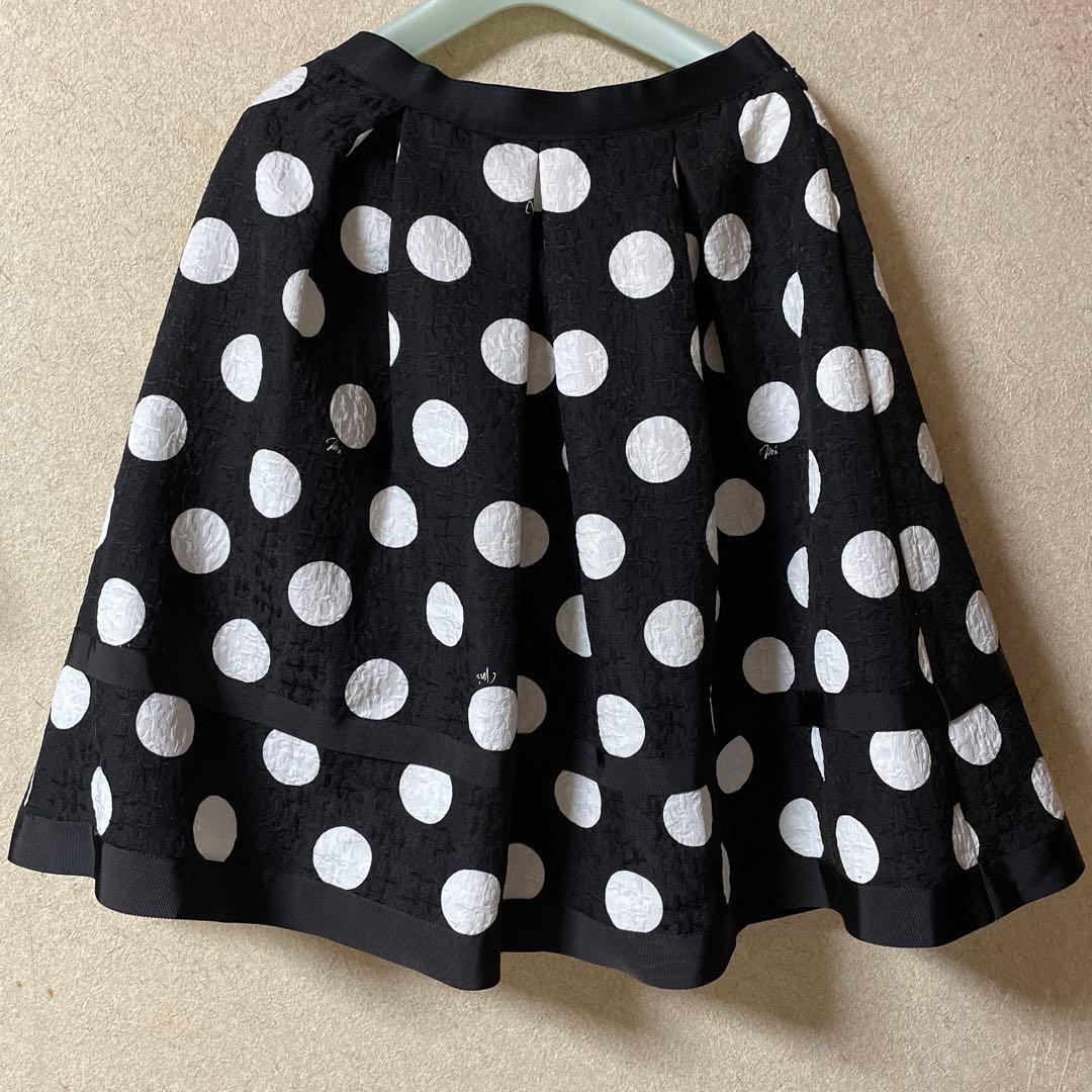 エムズグレイシー　ひざ丈スカート　ドット柄