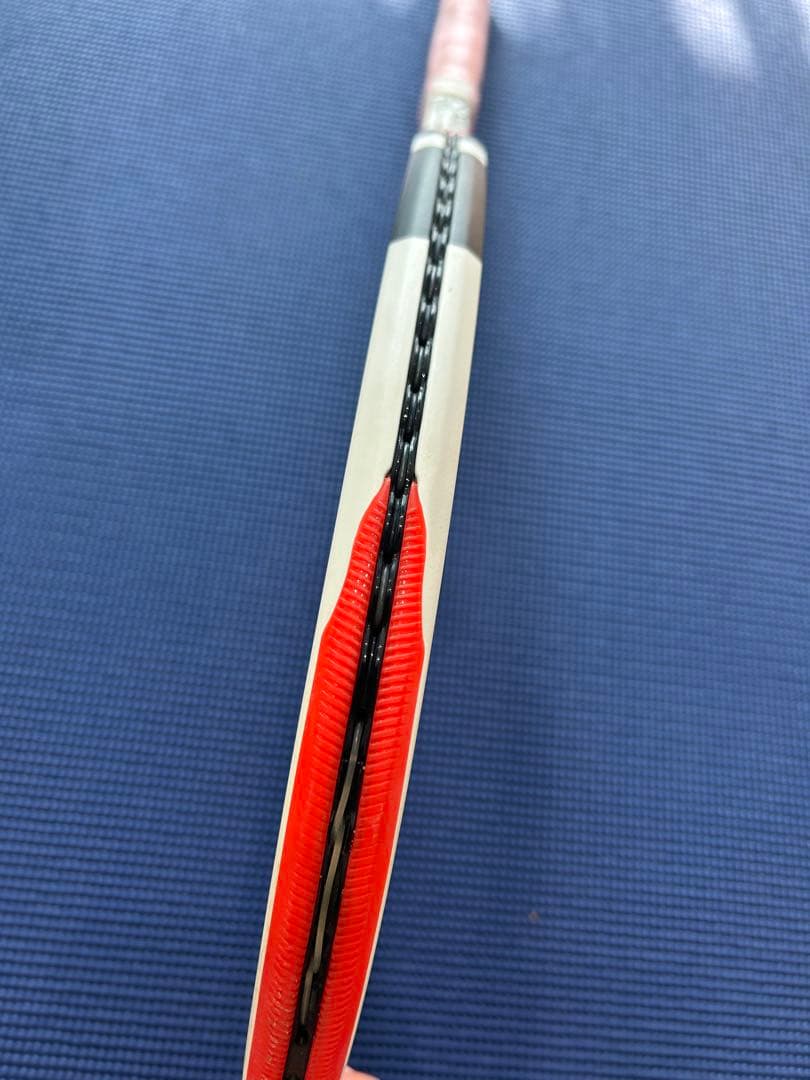 美品　Babolat Pure strikeテニスラケット103 G2