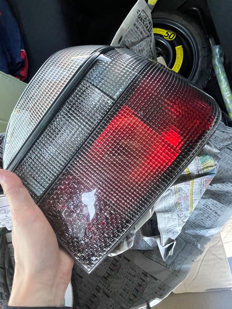 人気アイテムが再入荷！ VW フォルクスワーゲン ゴルフ3 HELLA クリアテールランプ目立った傷や汚れなし 増税でも値上げ一切なし！