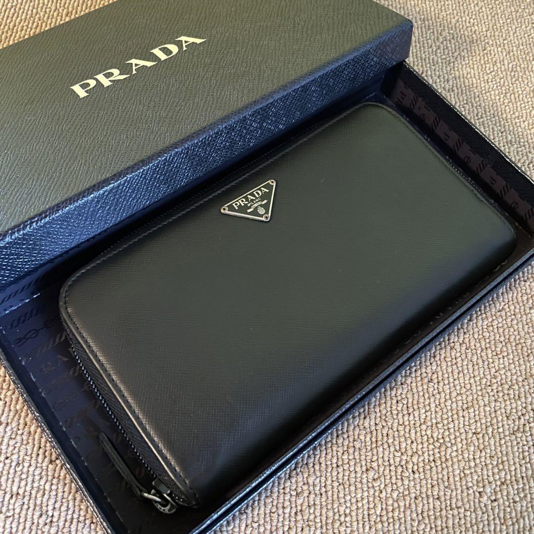 正規品❤️美品⭐️プラダ長財布 PRADA 男女　ラウンドファスナー　財布　黒