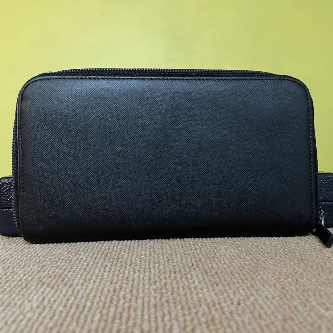 正規品❤️美品⭐️プラダ長財布 PRADA 男女　ラウンドファスナー　財布　黒
