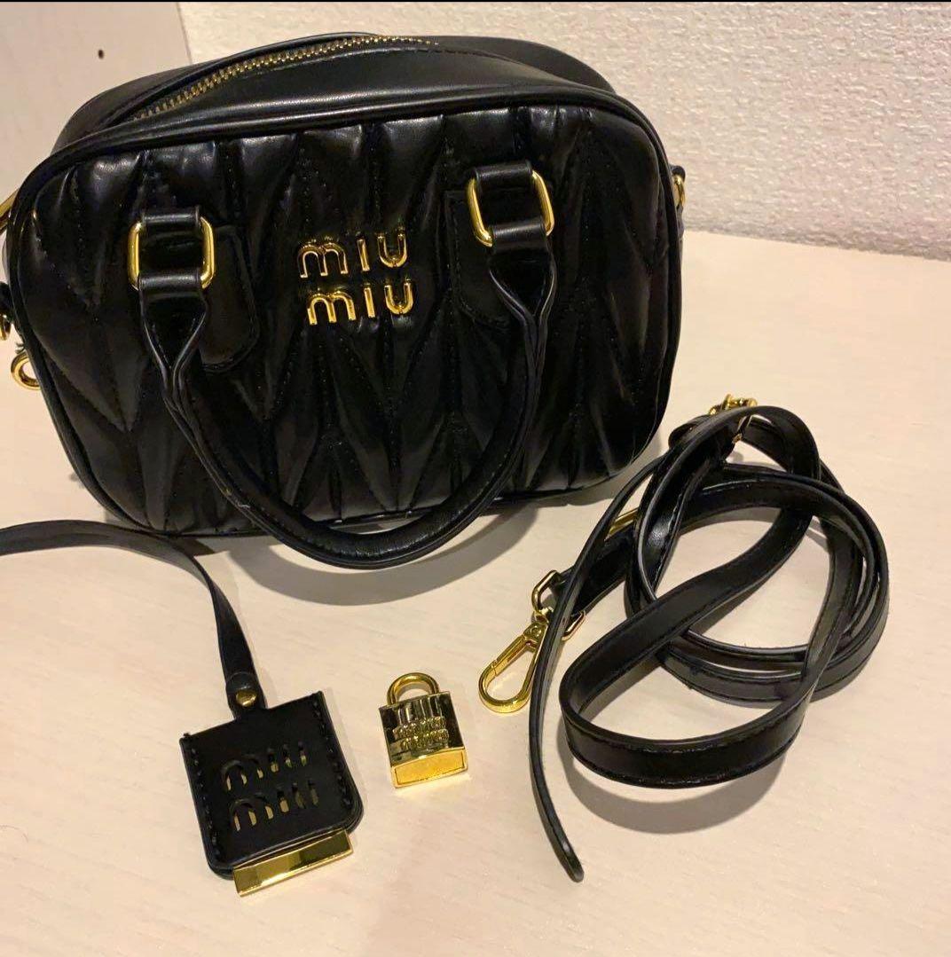 MIU MIU アルカディ　マテラッセ