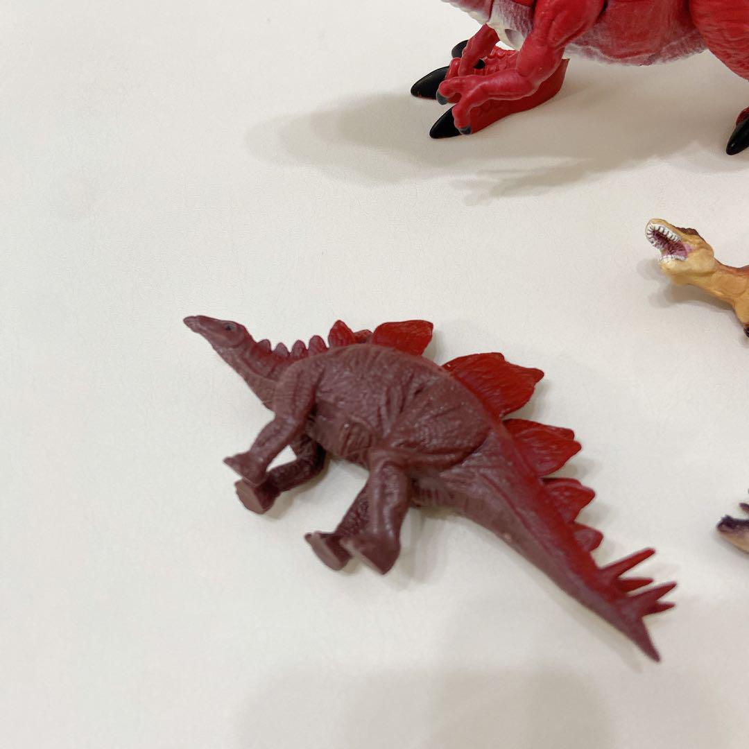 恐竜フィギュア 4体セット 恐竜フィギュア4体セット - メルカリ