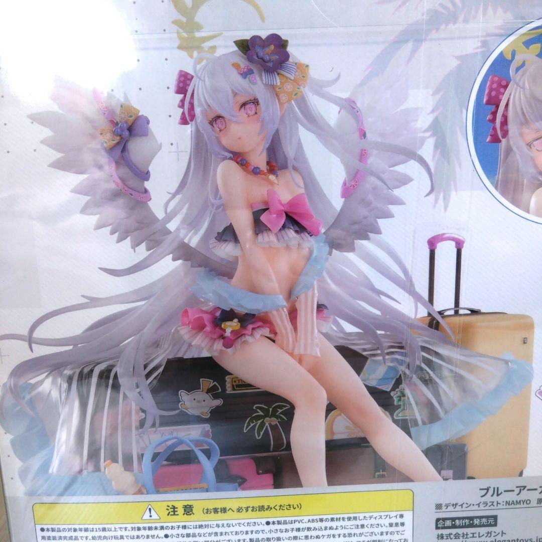 アズサ　水着フィギュア