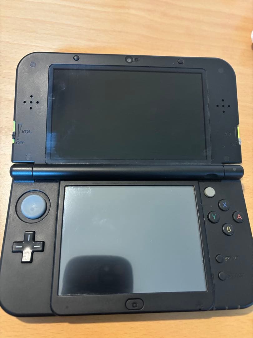 Nintendo 3DS LL ライム 動作 済み 充電器付き UP786_INFO