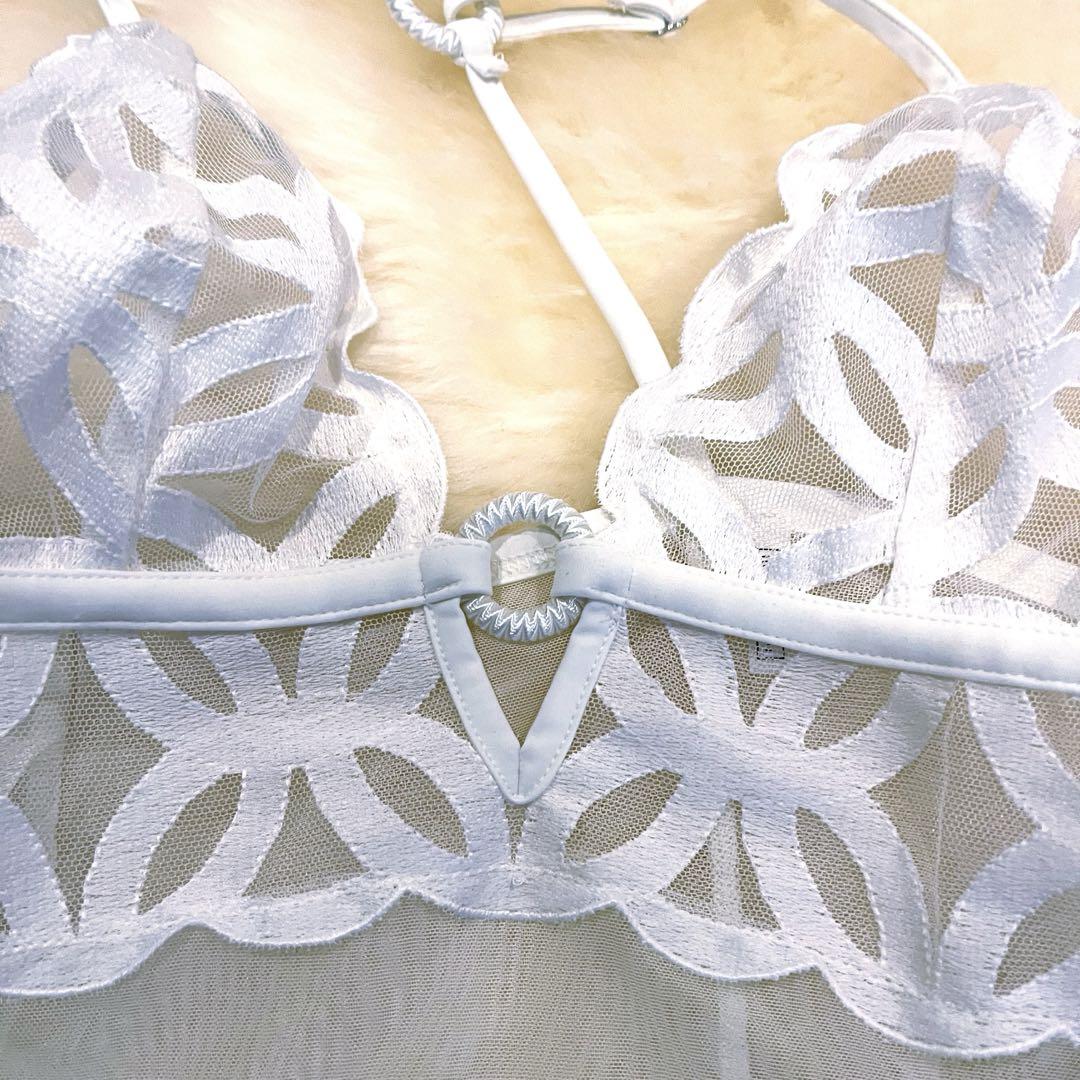 新品インティミッシミ　ボディスーツ　Flower Paisley レース Intimissimi🖤 ベストセラー「Pretty Flowers」コレクションに