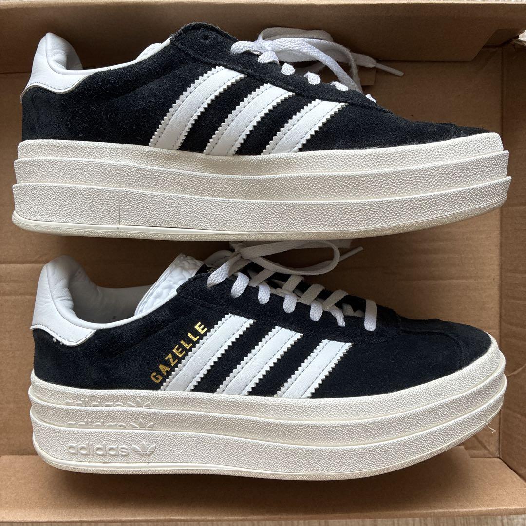 adidas ガゼルボールド