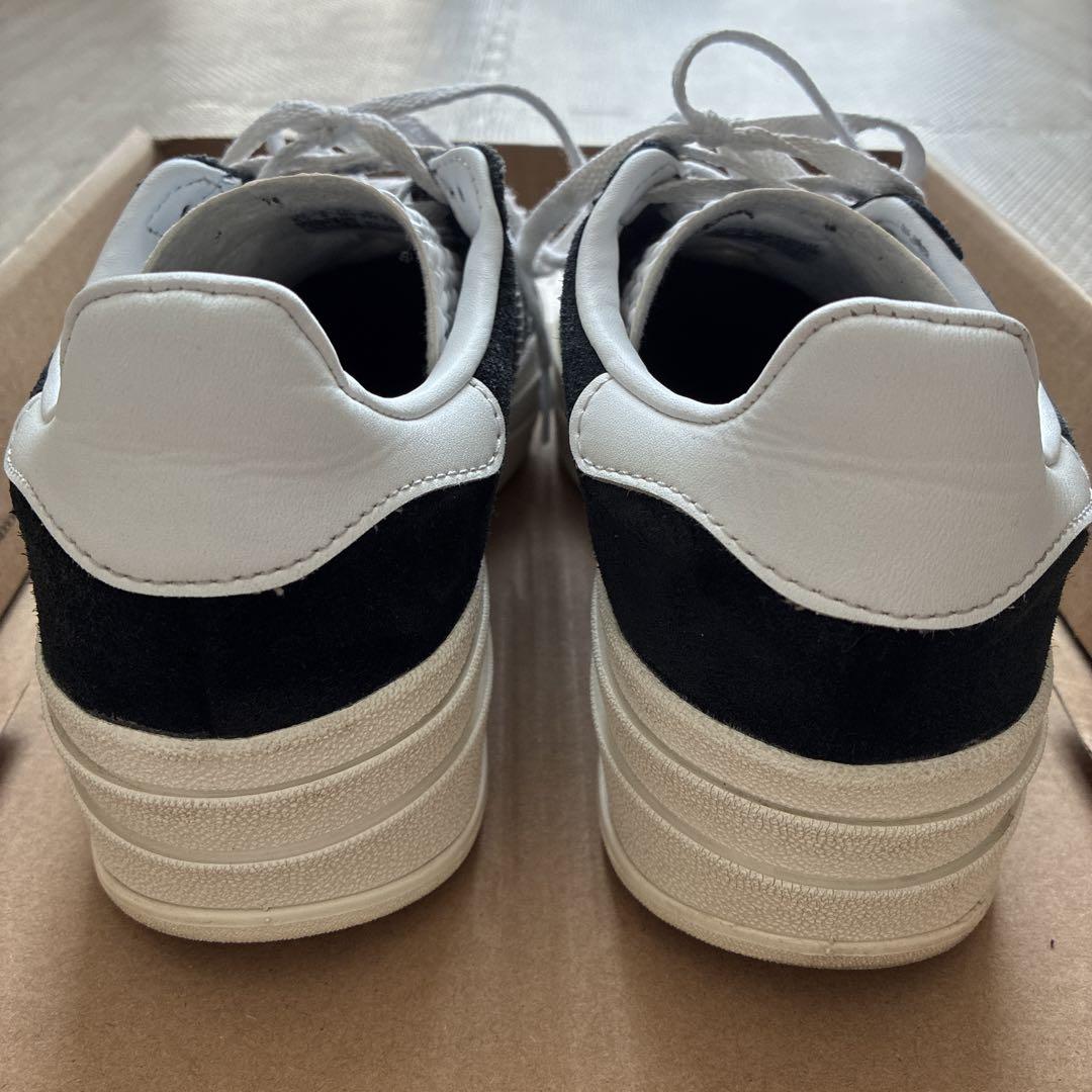 adidas ガゼルボールド