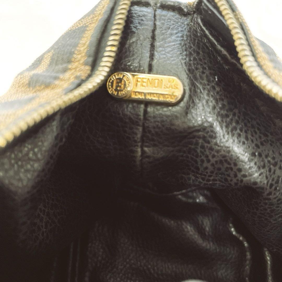 FENDI アクセサリーポーチ ミニ ズッカ柄 キャンバス 金具