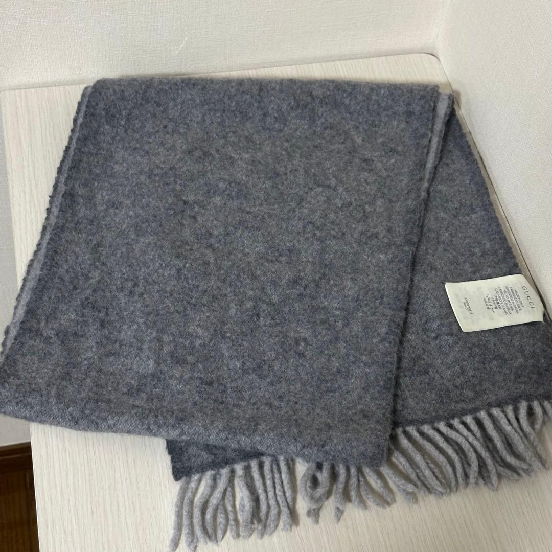 定番✨GUCCI グッチ マフラー GG柄 シェリーライン フリンジ グレー 定番✨GUCCI グッチ マフラー GG柄 シェリーライン フリンジ グレー