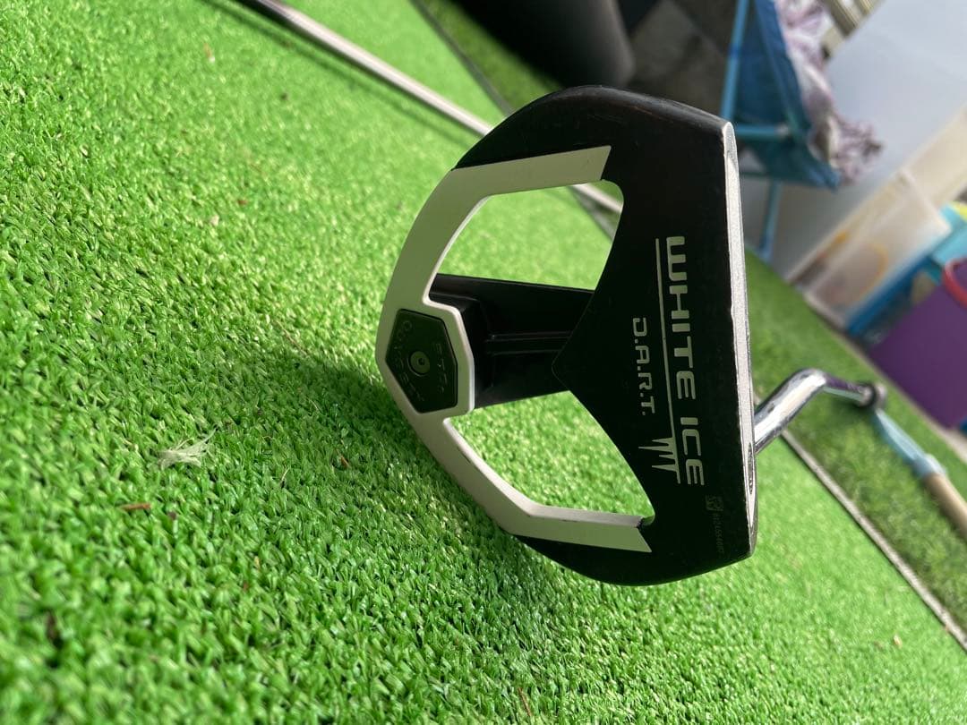 WHITE ICE DART パター