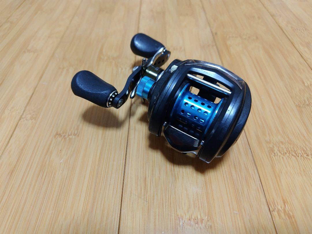 Abu Garcia revo Elite7 リール 左