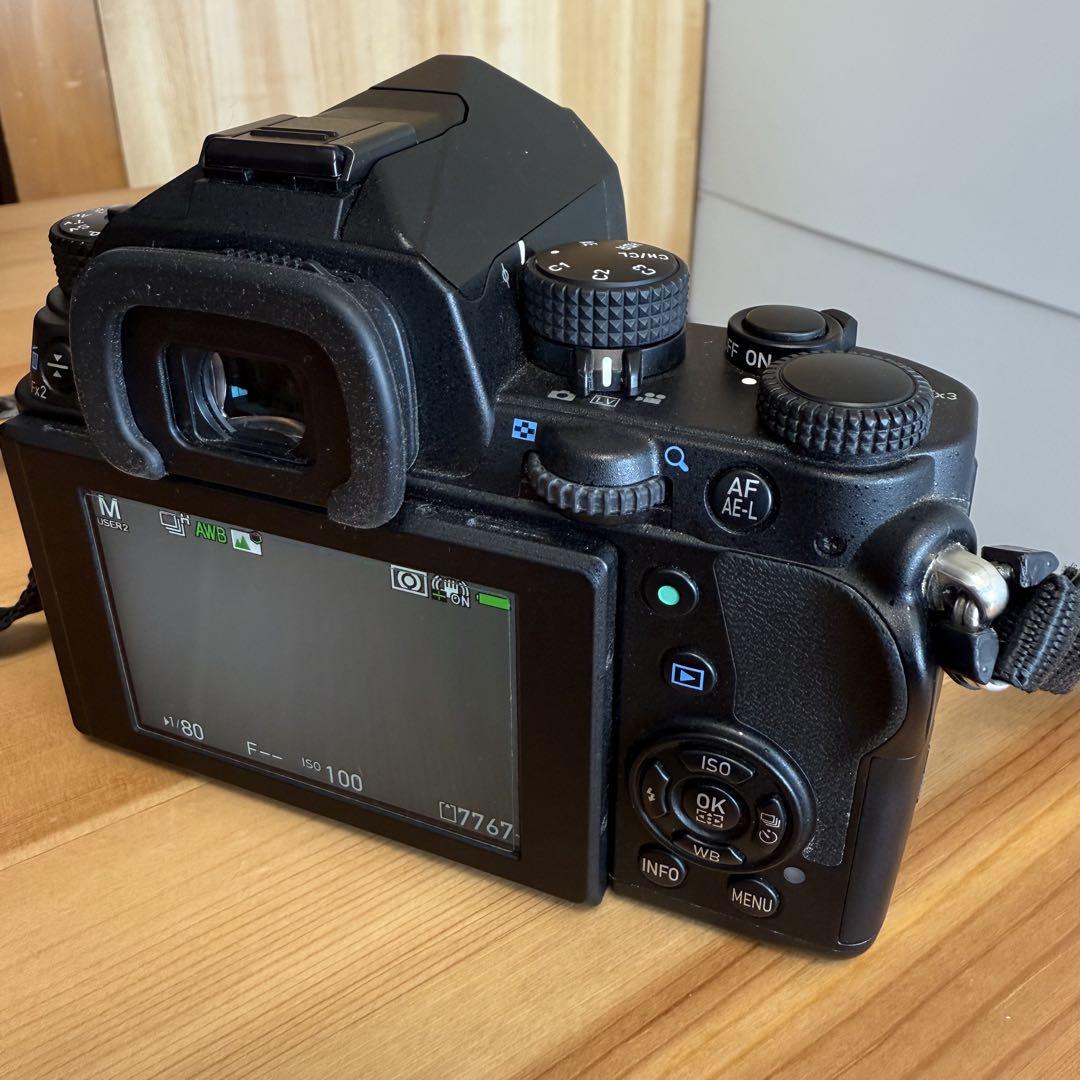 PENTAX KP 一眼レフカメラ レンズ4本&バッテリーグリップセット フルサイズ信者がPENTAX KPを買う〜ひたすら外観写真編 1