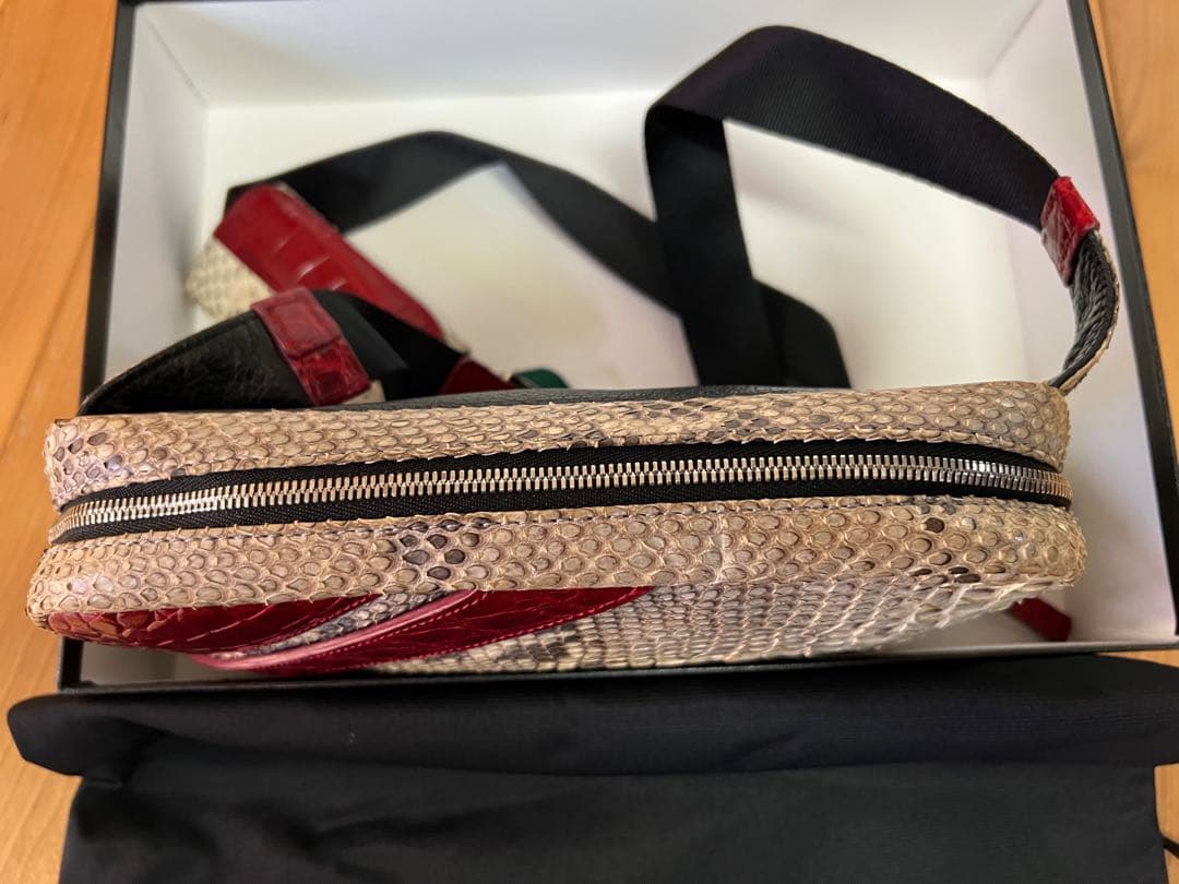 【池田工芸】パイソン&クロコボディバッグ