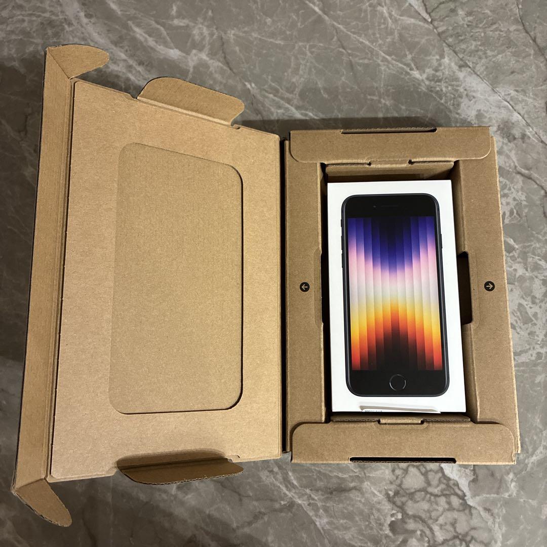 iPhone SE 64GB 箱付き New Apple iPhone SE (2022) 3rd Gen 64GB Midnight Unlocked