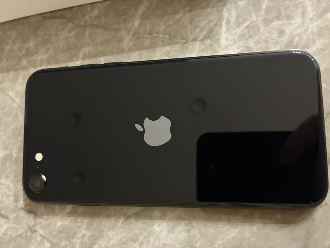 【箱付き】Apple iPhone SE 第3世代　64GB ミッドナイト Amazon | 【整備済み品】 Apple iPhone SE（第3世代） 64GB