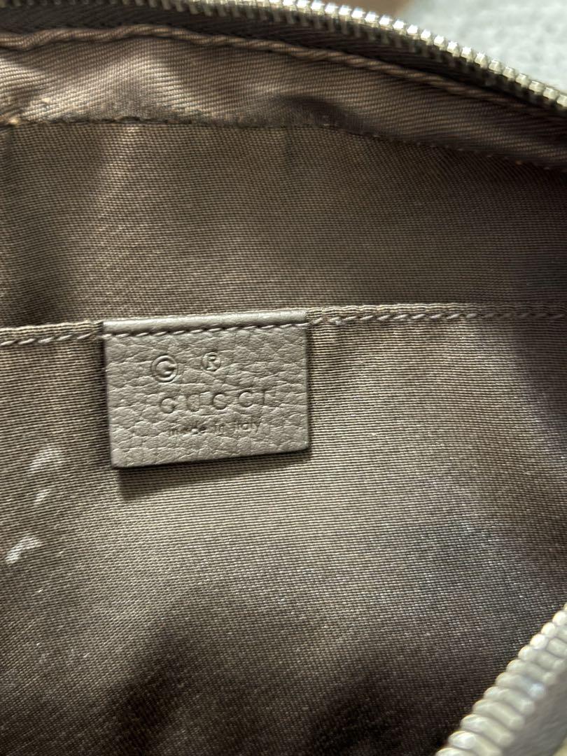 GUCCI ショルダーバッグ GG柄 斜め掛け ブラウン