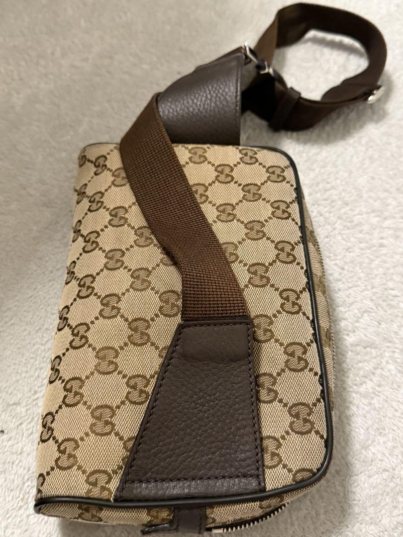 GUCCI ショルダーバッグ GG柄 斜め掛け ブラウン