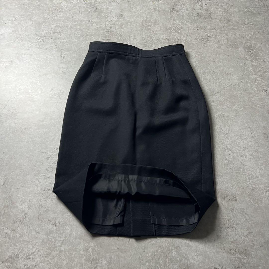 FENDI タイトスカート 40 ブラック / ゴールド 楽天市場】【ポイント3倍】フェンディ FENDI 財布 二つ折り財布