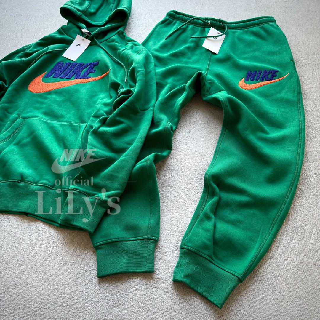 3新品未使用　NIKE上下セットアップ　Ｍサイズ　ナイキ　ロゴボア　緑　グリーン