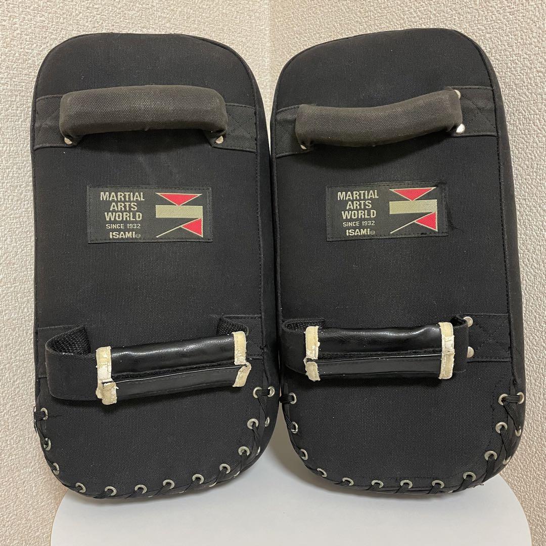 SALE ！キックミット イサミ ISAMI 2個セット