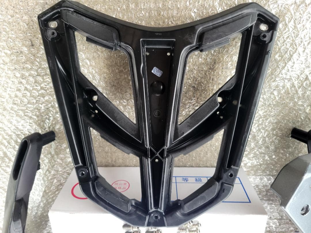 2011年式 BMW R1200R キャリアセット